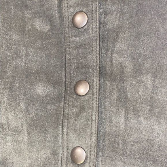 Abercrombie & Fitch Skirt - Picture 2 of 4